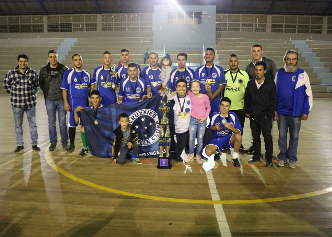 Campeão: Cruzeiro