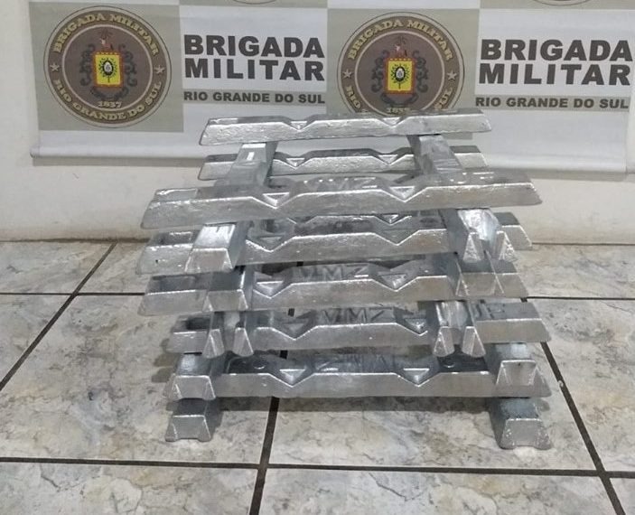 Funcionário é preso em flagrante por desviar matéria-prima de empresa