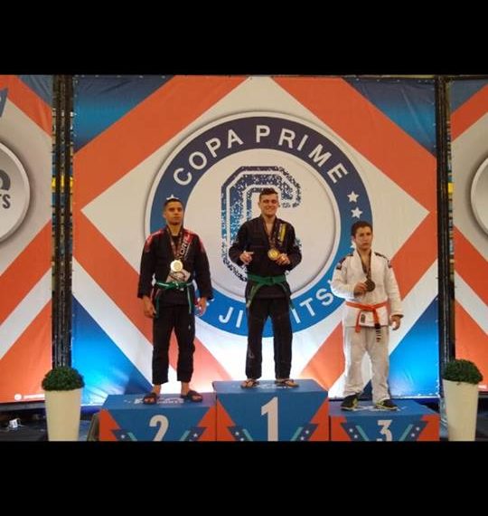 Alunos de Sapiranga recebem medalhas no Campeonato Gaúcho de Jiu-Jitsu