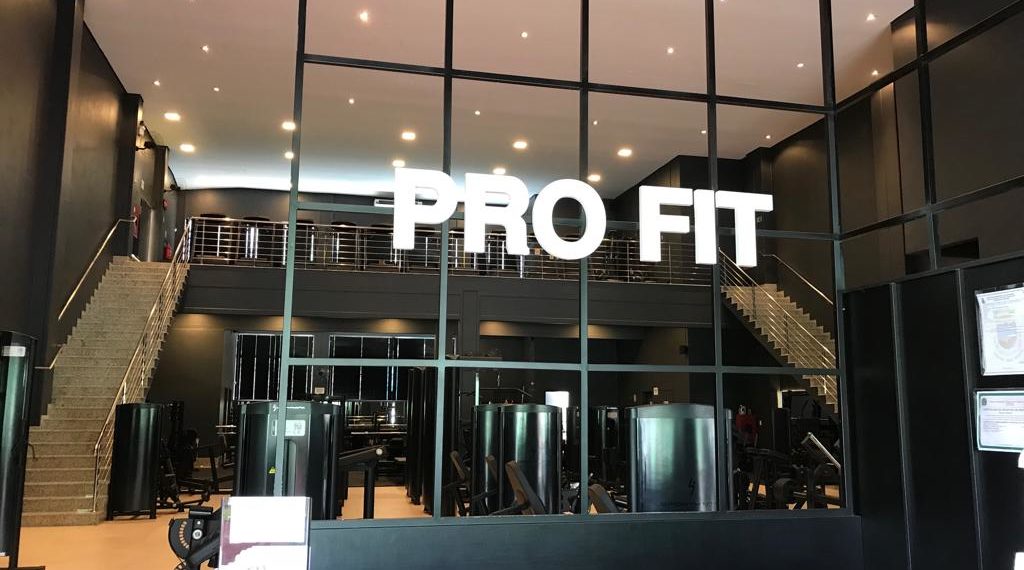 Pro Fit lança campanha que sorteará um iPhone entre aqueles que fizerem adesão ao plano anual