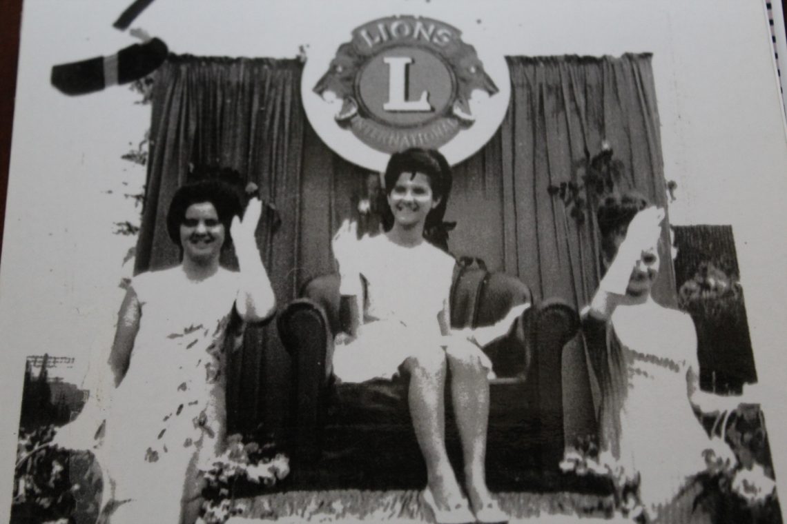 1965 – Rainha: Sônia Maria Lauer. Princesas: Liane Reichert e Elvedia Biondo Deuner