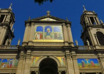 Decreto estadual restabelece regras para funcionamento de templos religiosos no RS