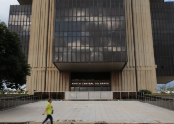 Contas públicas têm déficit  recorde de R$ 87,6 bilhões