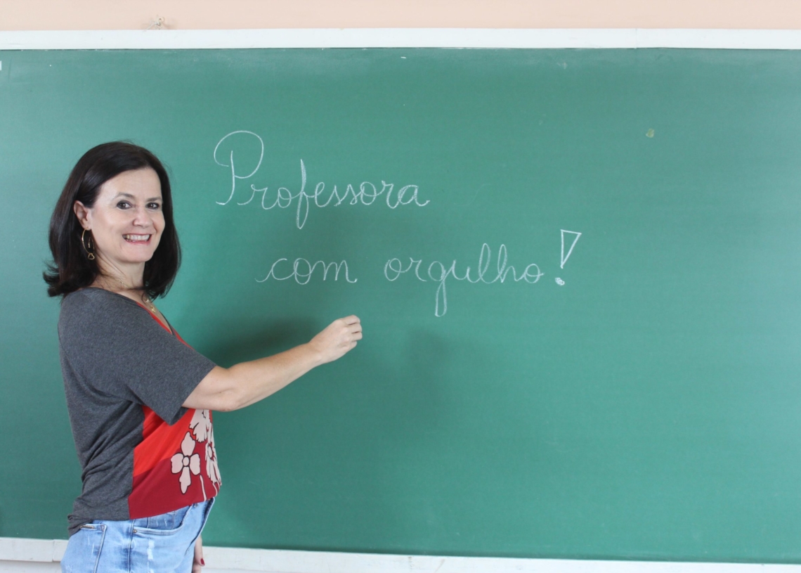 Professora Deise leciona na Educação de Campo Bom desde o ano de 1983 - Foto: Melissa Costa