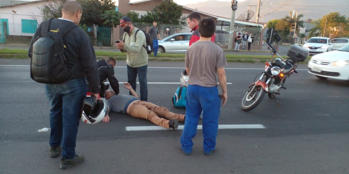 Polícia Rodoviária registra acidente com motociclista na RS-239, em Sapiranga