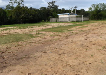 Sapiranga trabalha na melhoria de campos de futebol de areia