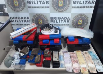 BM de Sapiranga prende dupla com 30 kg de maconha