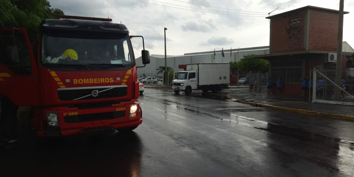 Empresa dispensa funcionários após princípio de incêndio em Sapiranga
