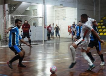 Equipes dividem liderança do Futsal Série Ouro de Campo Bom