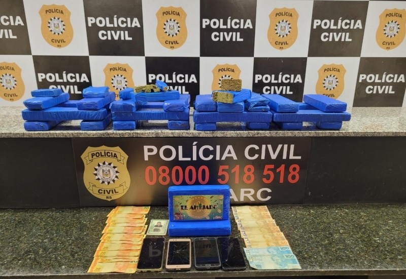 Mais de 20 quilos de maconha são apreendidos em Sapiranga
