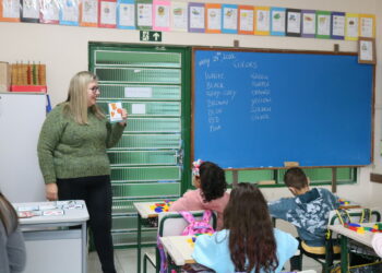 Inglês nos anos iniciais da rede municipal de Sapiranga completa um ano com avanços no ensino