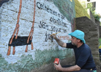 Muro do Cemeam ganha cor através das artes dos estudantes de Sapiranga
