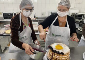 Preparo de tortas e docinhos foi tema de curso no Cemeam de Sapiranga