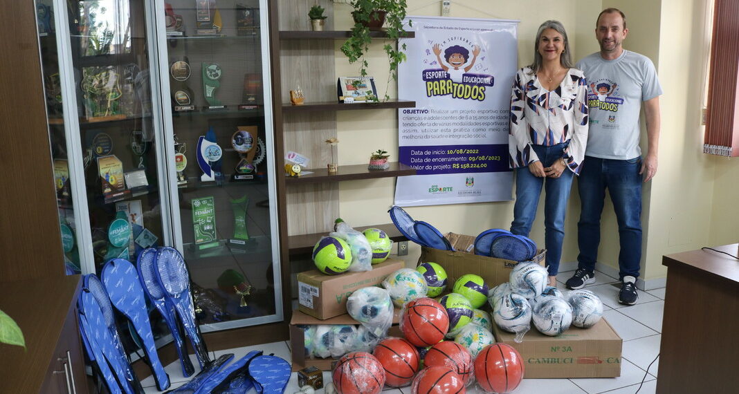 Prefeitura de Sapiranga recebe os materiais esportivos do Esporte Educacional é para Todos