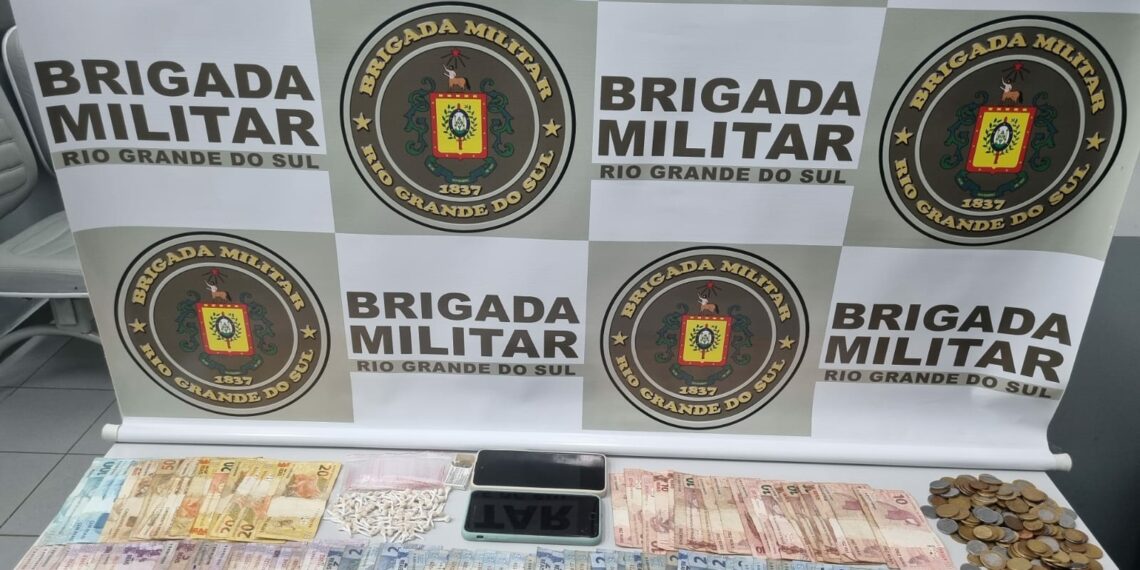 Trio é preso por tráfico de drogas em Campo Bom