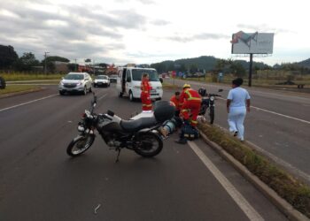 Acidente envolvendo duas motos deixa uma pessoa ferida na RS-239