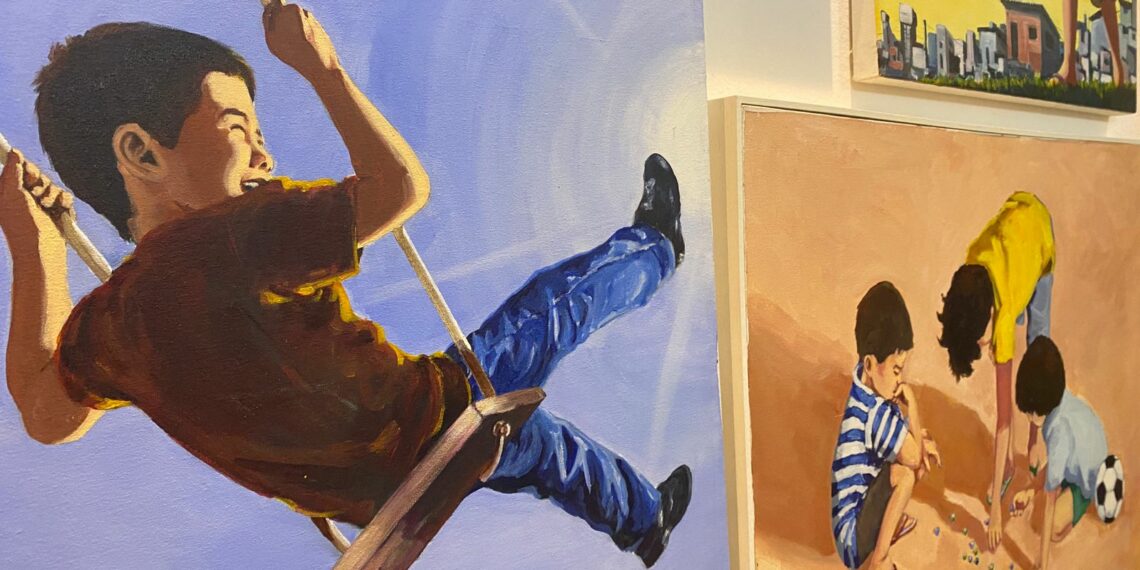O novo estúdio de Mauro Vila Real reúne diversas obras do artista em Sapiranga