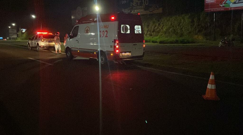 Motorista foge após colidir com motocicleta na RS-239, em Sapiranga