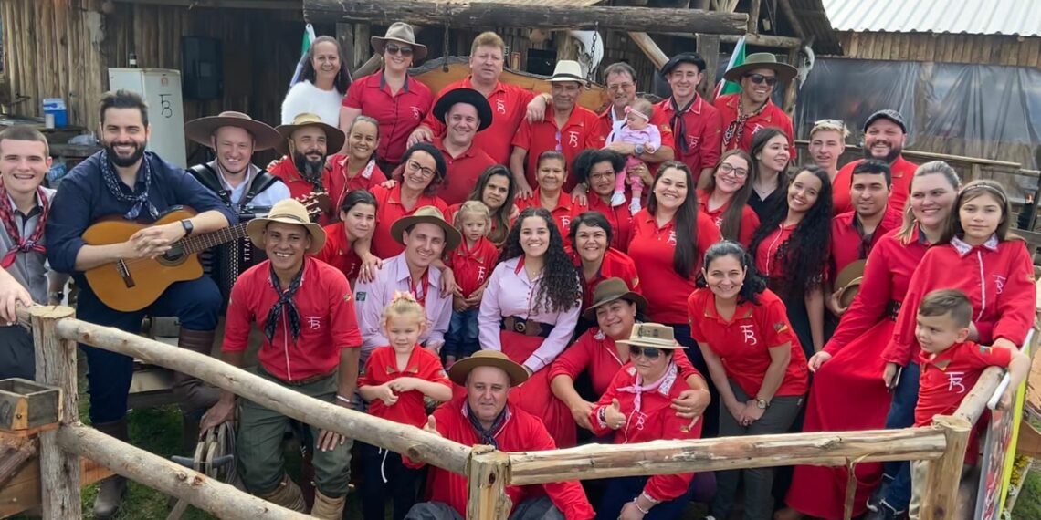 Churrasco e a tradição gaudéria; histórias do Acampamento Farroupilha em Sapiranga
