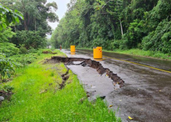 Trecho na estrada que liga Sapiranga a Dois Irmãos está parcialmente bloqueado