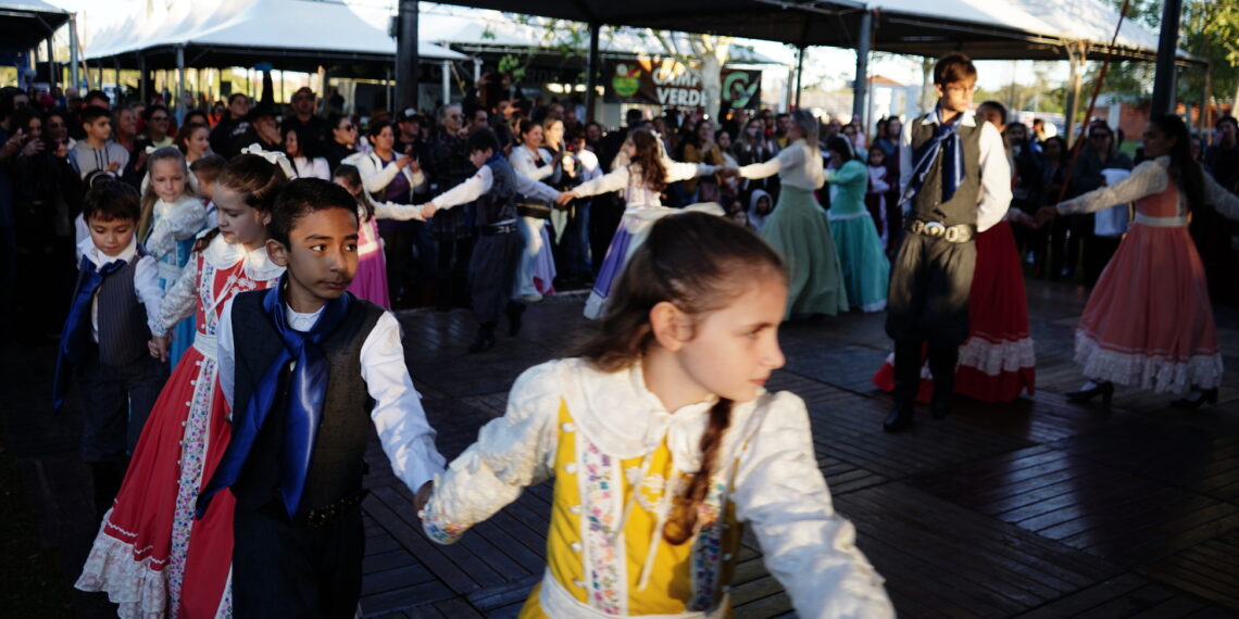 Tropeada de Campo Bom tem com atração alunos de dança do Acolher