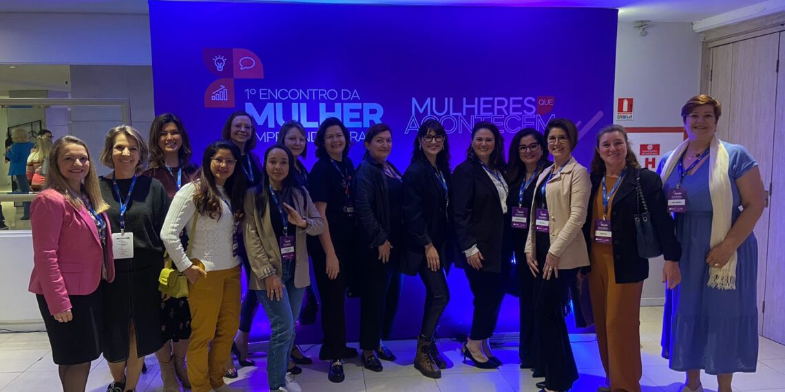 Representantes do CDL Sapiranga participam do 1º Encontro da Mulher Empreendedora