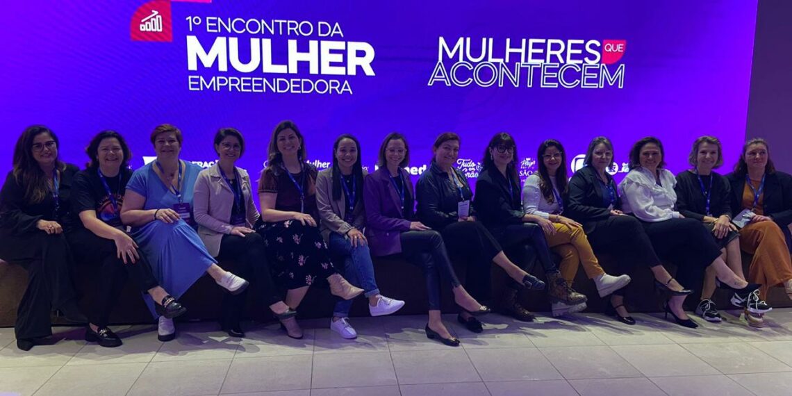 Representantes do CDL Sapiranga participam do 1º Encontro da Mulher Empreendedora