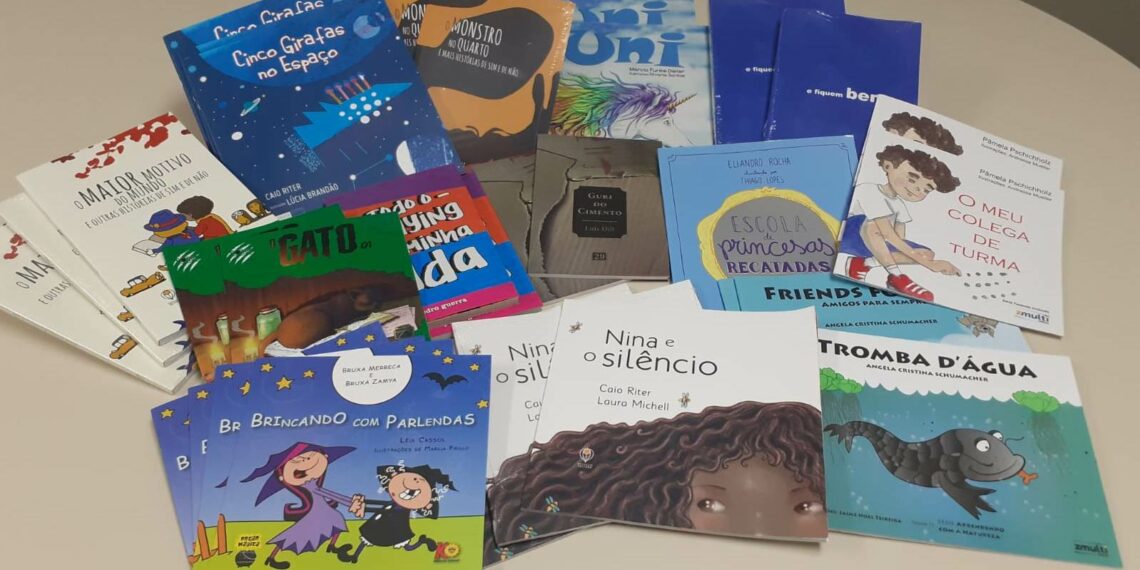 Prefeitura de Campo Bom distribuiu 1120 livros nas escolas antes da Feira