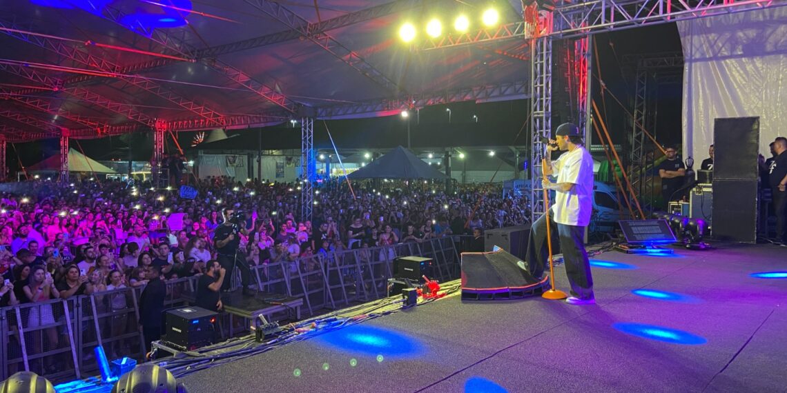 Palcos para a Festa; quatro locais com variados estilos musicais