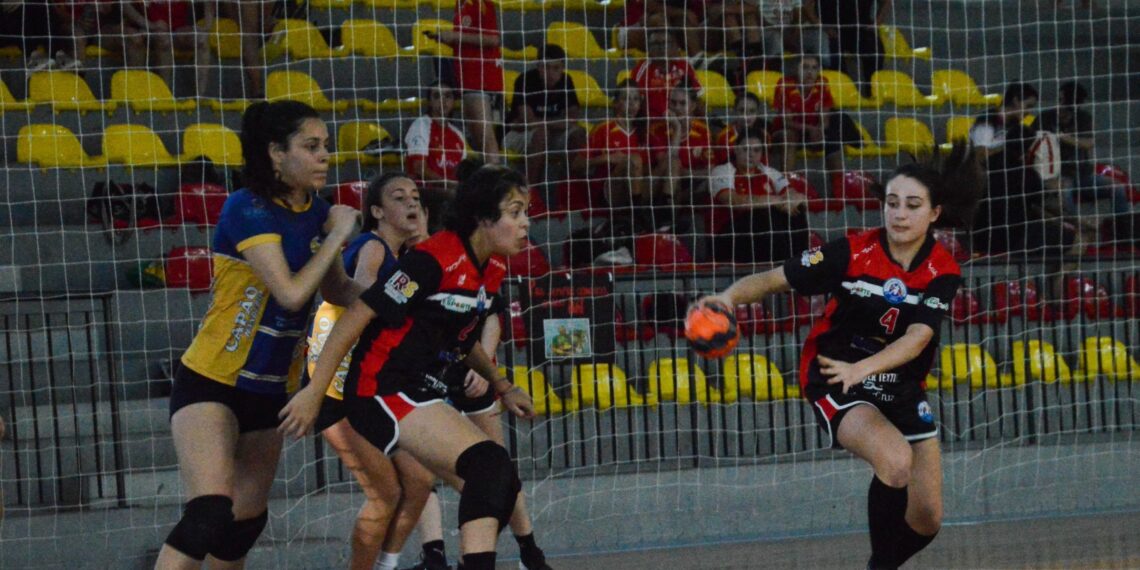 AECB se prepara para disputar a Liga Nacional de Handebol pela 1ª vez