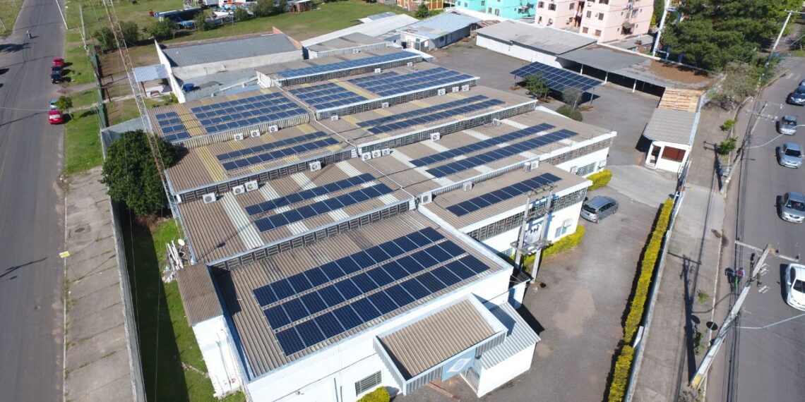 Energia solar é a segunda fonte em capacidade instalada no estado