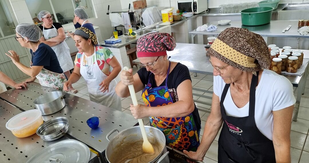 Cemeam Sapiranga realiza curso de Processamento de Frutas em parceria com o Sindicato Rural de Taquara