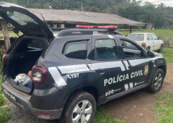 Homem é preso após sequestrar o próprio filho em Campo Bom