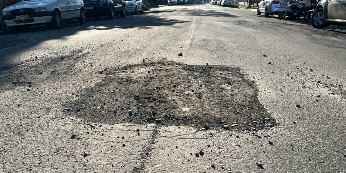 Corsan e Prefeitura de Sapiranga tratam de buracos em vias públicas