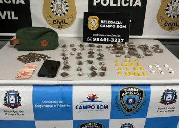Adolescente é apreendido com drogas durante operação em Campo Bom