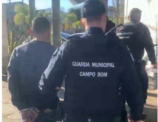 Dupla é presa por tráfico de drogas pela Guarda Municipal de Campo Bom