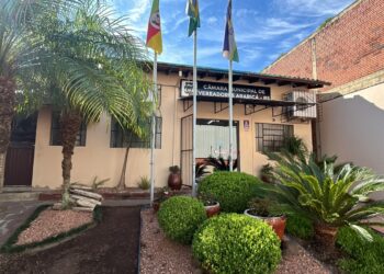 Araricá discute a contratação de quase 500 profissionais na área da educação