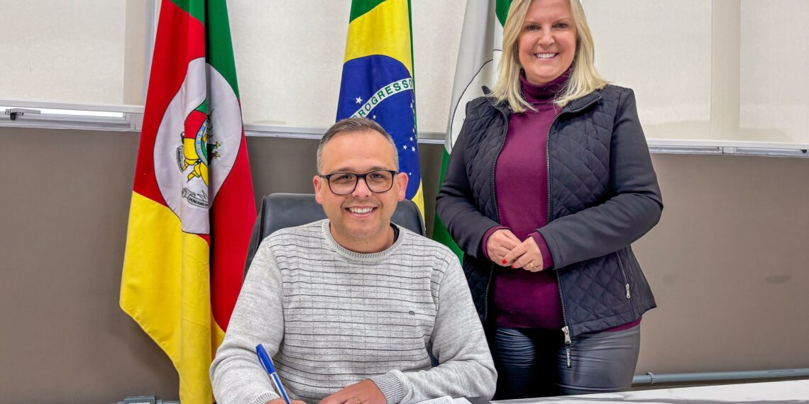 Vice-prefeito Caleb Santos assume a Prefeitura de Sapiranga