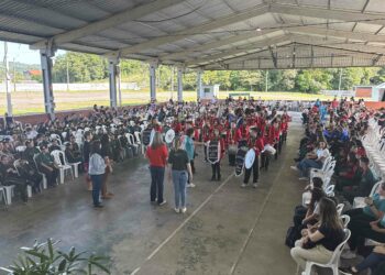 Festival de Bandas encerra Feira do Livro  com música e emoção em Sapiranga
