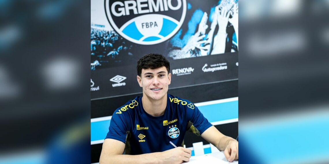Jovem de Sapiranga renova contrato com o Grêmio até 2028