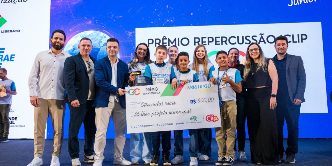 Prêmio Repercussão/Clip reconhece os melhores projetos na Mostratec-Liberato Júnior
