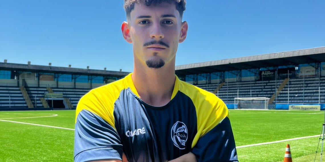 Sapiranguense William Lemos vence desafios e alcança a elite do futebol gaúcho pelo São José