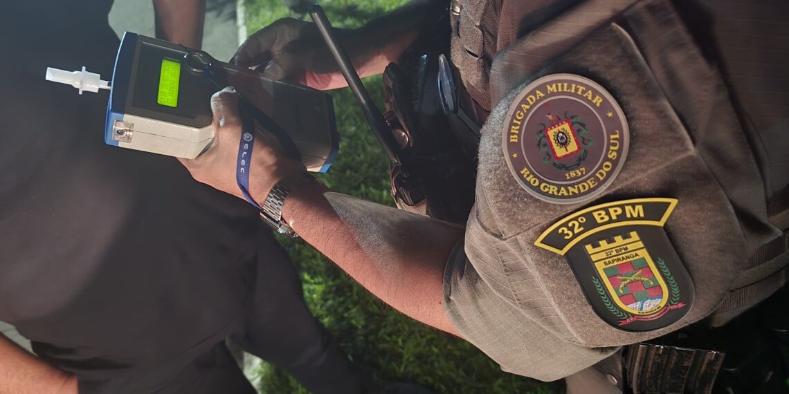 Brigada Militar prende homem por tráfico durante Operação Choque de Ordem em Dois Irmãos