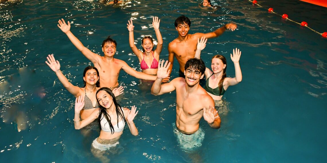 Aniversariantes ganham entrada gratuita no Parque Acqua Lokos conforme o seu signo